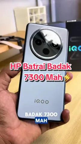 📢 7300 mAh cuy!! HP ini beneran bisa nemenin kamu seharian tanpa colokan! 🔋 Fast charging 90W juga bikin ngecas gak pake nunggu! ⚡ Kalo kamu tipe yang HP-nya gak boleh lowbat, ini sih WAJIB banget masuk wishlist. 👇 Tag teman yang HP-nya suka nyusahin karena baterainya cepet habis! #Vivo #IQOO #IQOOZ10 #iqooneo10 #IQOONEO #IQOOZ9 #VivoIndonesia #fyp #foryou #Hpgaming #snapdragon #hpmurah #vivoiQOOZ10 #HPBateraiBadak #FastCharging #HPGaming #GadgetTikTok #FYPGadget #RekomendasiHP #Baterai7300mAh #NgegasTerus #TikTokTech #HPGaCepetLowbat #fypシ 