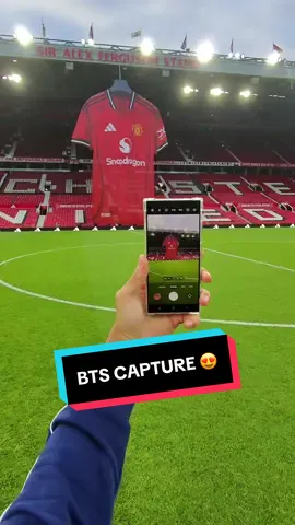 Hang it in ̶l̶e̶ ̶l̶o̶u̶v̶r̶e̶ Old Trafford ✅🤳 #MUFC #ManUtd #OldTrafford #ShotOnSnapdragon 