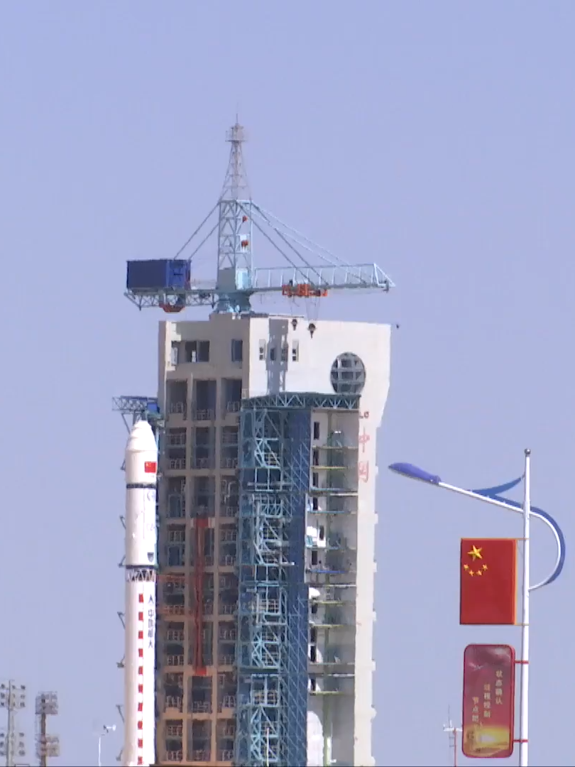 La Cina ha lanciato con successo il satellite Zhangheng 1-02 per il monitoraggio dei disastri naturali. A bordo, due strumenti nati dalla collaborazione con l’Italia: un rivelatore di campo elettrico e uno di particelle ad alta energia.