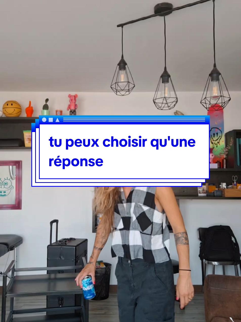 🌞Dites-moi tout !!! vous rajouteriez une réponse ?🤣 #tattooartist #OOTD #tattoo #tatoueuse #bordeauxtattoo #tattoobordeaux #tomboy #wlw #🌈 #onlygoodvibes 