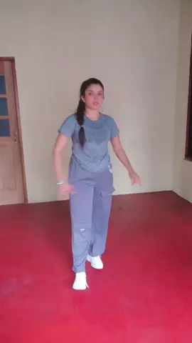 zumba class krla mahansi 😫💔 e nisa energy tikk aduwen dance krnne 🪫#fypシ゚#foryoupage#viralvideo#trending#zumbadance#zumbafitness#onemillionaudition#nithugirl#cctvakka 