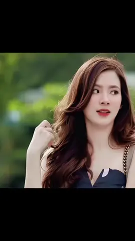Thói quen của cô Kan mà công nhận tóc cô Bai nhiều ghê nhìn đã  #baifernbah #baifern #baifernpimchanok #xuhuong #trend #viral 