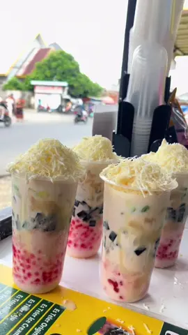 Permisi Es Teler Sultan Mamabell Mau Lewat nih 👋#esteler #fyp #estelersultan #estelerkekinian #estelerdurian #kulinerbengkulu #bengkulutiktok #es 