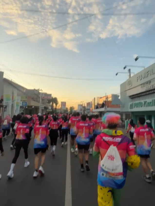 #fyp #funrun #brebessoekarnorun #brebessoekarnorun2025 #brebesviral #brebes #Running #binsik 