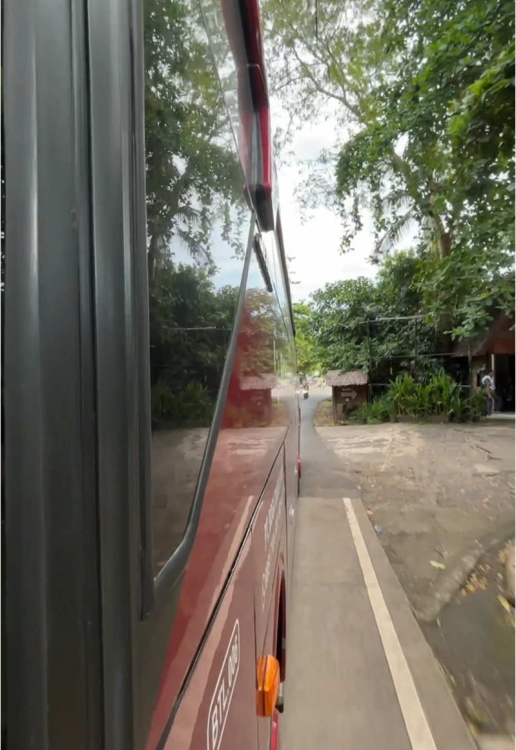 Knalpot suosss😈💨 #hino #hinork #knalpotsuos #racing #basuri #vidiobus #fyp 