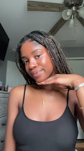 rushed work grwm, i literally forgot to put concealer on 🥲 #grwm #makeup #inspo #workgrwm #blackgirlgrwm #blackmakeup 