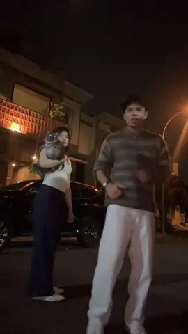 di side eye sm dusty 😭