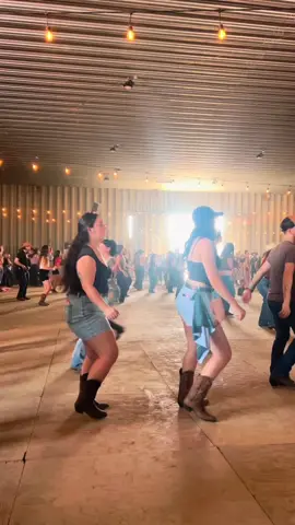 Line dancing makes everything better🤠🩷 #linedance #linedancer #country #dancer #western #fyp #countrymusic #livingmybestlife 