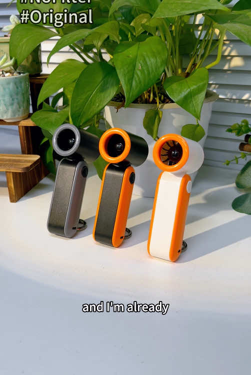 Airplane overheating fix: travel-sized cooling companion.😡🥵🤬#playhot #original #minifan #fan #Summer #freeshipping #sweat #hot #TikTokShopSummerTurnUp #playhotqld 