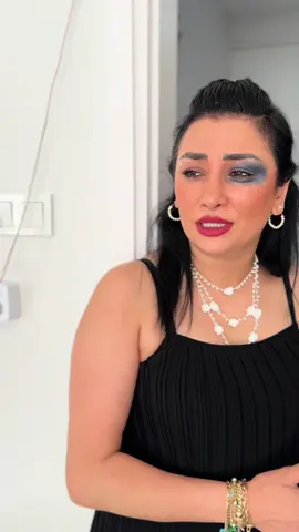Kahvaltıyı geç hazırladığı için karısını döven koca #dram #drama #kadınasiddetehayir 