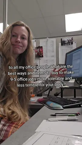 desk jobs are so terrible for you 😩 what are you hacks you do to make it less terrible and harmful #office #job #work #9to5 #9to5isnotforme #deskjob 