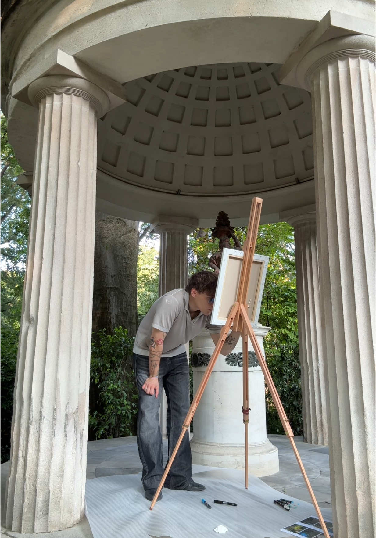 Thanks for the amazing studio @chanel.beauty ,here’s my personal version of an abstract white camellia  #invitedby #CHANELSKINCARE