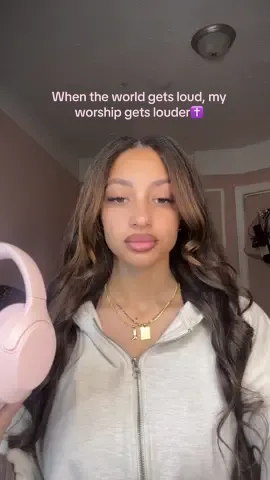 Pink, perfect & praise friendly💕