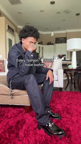 Gotta be versatile #fyp #viral #fashion 