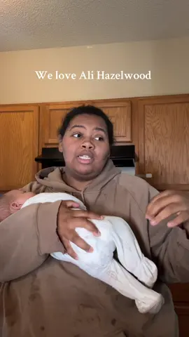 I don’t understand it and my heart hurts for her that she got pushed to that point because of her being a person with an opinion.  #alycesfantasylibrary #momswhoread #alihazelwood #alihazelwoodbooks #booktoker 