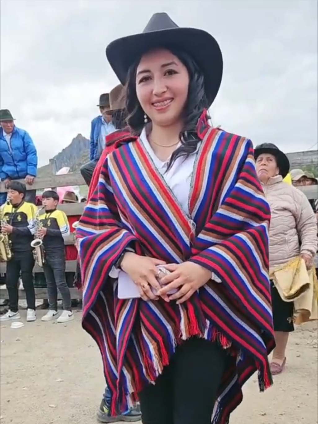 Loor a Zumbahua en sus 53 años de Parroquialización. 🎊❤️ #zumbahua_ecuador🇪🇨🇪🇨 #paratii #viralvideos 