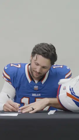 Who wouldn’t want to watch the notebook? #joshallen #nfl #billsmafia #fun #content 