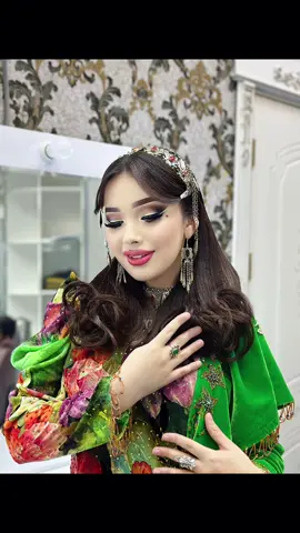 @Dünýä Myradowa bulam iñ halanan obrazy #makeup #rek #moda #tajinarstylist #fashion #dunyamyradowa #fyp @MAHYMBAGSHY 