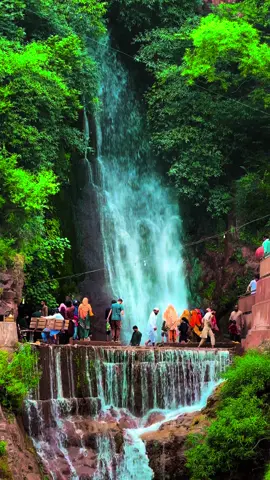 جسکول آبشار 😍💗🏔️ چناری آزاد کشمیر #kashmir #waterfall #pakistan  #mountains #ghumopakistan #foryou #viral #fyp 