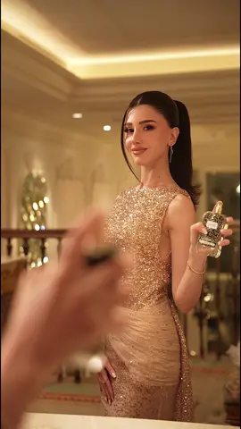 اخترت من باقة ليلة عمر عطر سقنتشر وايت من  #دخون_الاماراتية لتكمل إطلالتي في هيك ليلة مميزة✨ دخون الإماراتية عطرك في لياليك الأجمل🤍 @دخون الإماراتية 