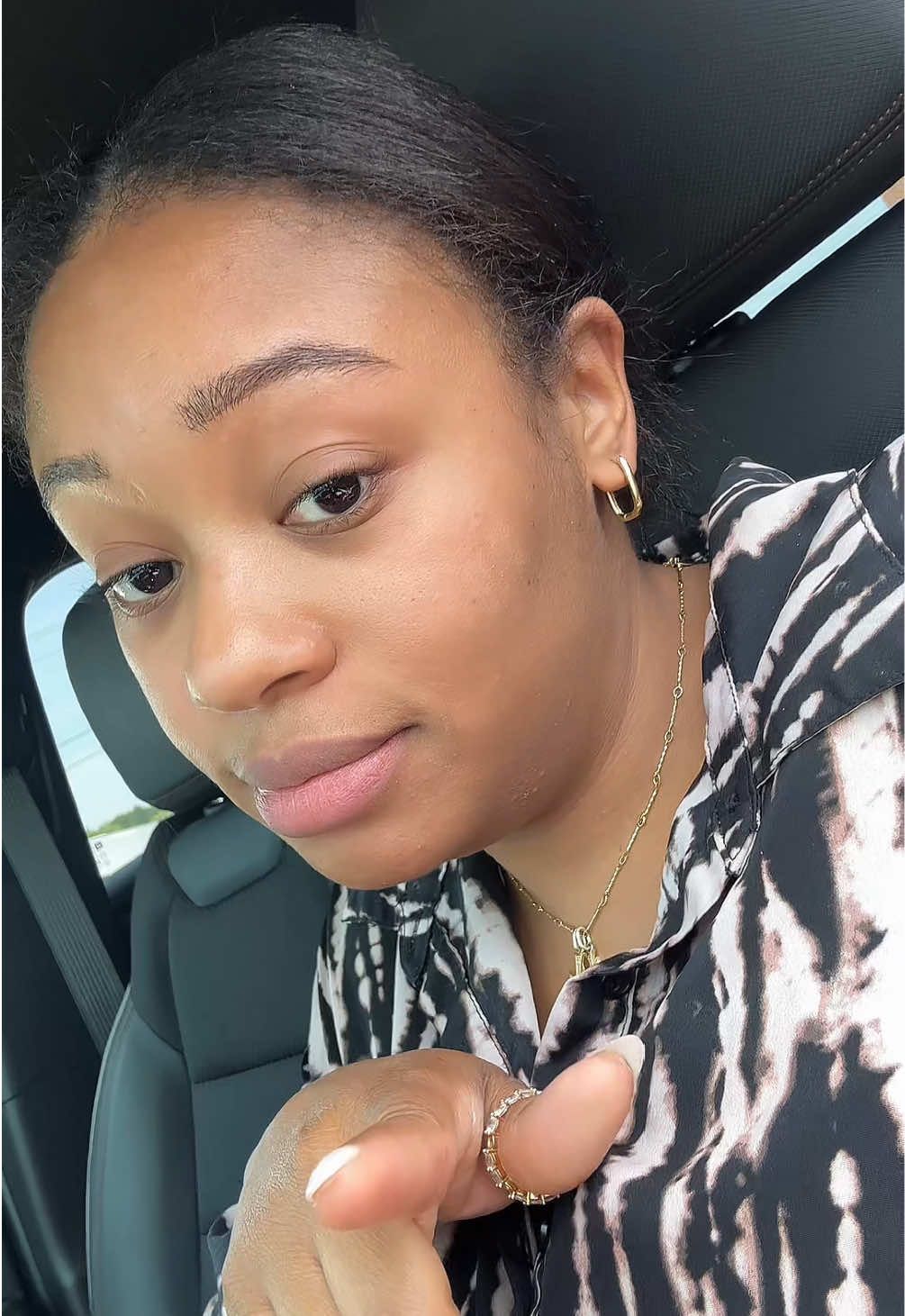 Free my girl Chelley though from Ace and Austin!! My Haitian sis deserves better. #loveislandusa #LoveIsland #ace 