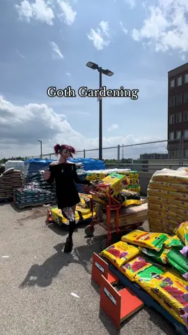 Goth Gardening: a goth gardening 🖤