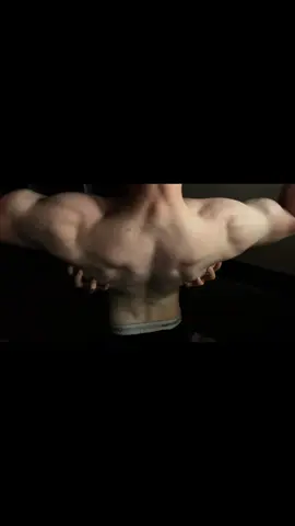 #gym #physique #fyp #gymrat #gymbro #bringbackaesthetics #aestheticvideos #workoutmotivation #Fitness #gymmotivation #GymTok #SelfImprovement #bodybuilding 
