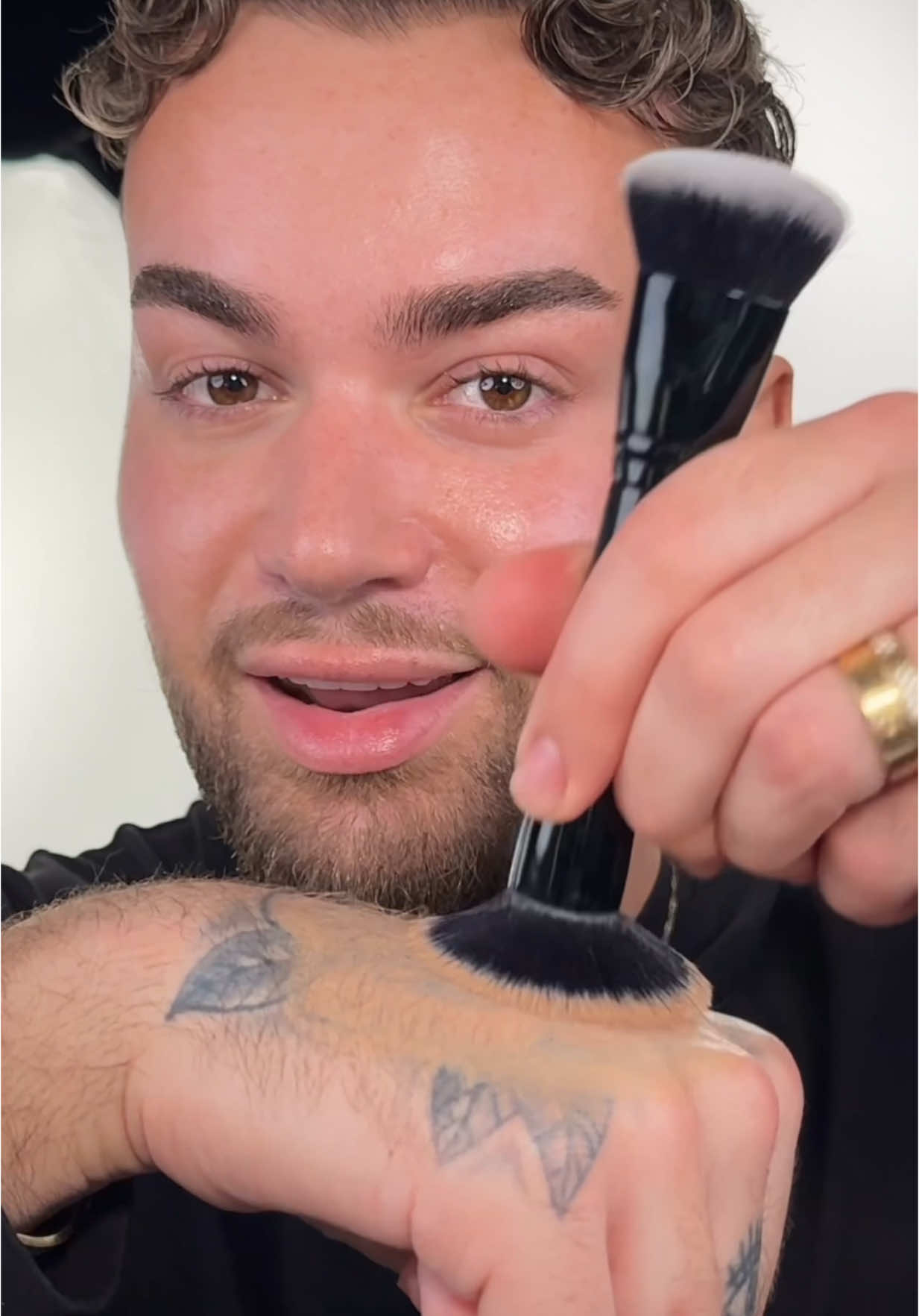 THIS $10 BRUSH IS A HIDDEN DRUGSTORE SECRET FOR FLAWLESS MAKEUP 👀🤫 @e.l.f. Cosmetics  #makeup #makeupartist #beauty #beautyhacks #makeuptutorial #foundation #drugstore #promua