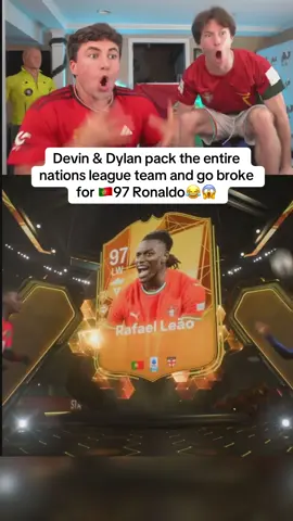 ONE DAY ITLL COME #devincaherly #devinanddylan #fifa #fc25 #packopening #funny #portugal #CR7 #ronaldo 