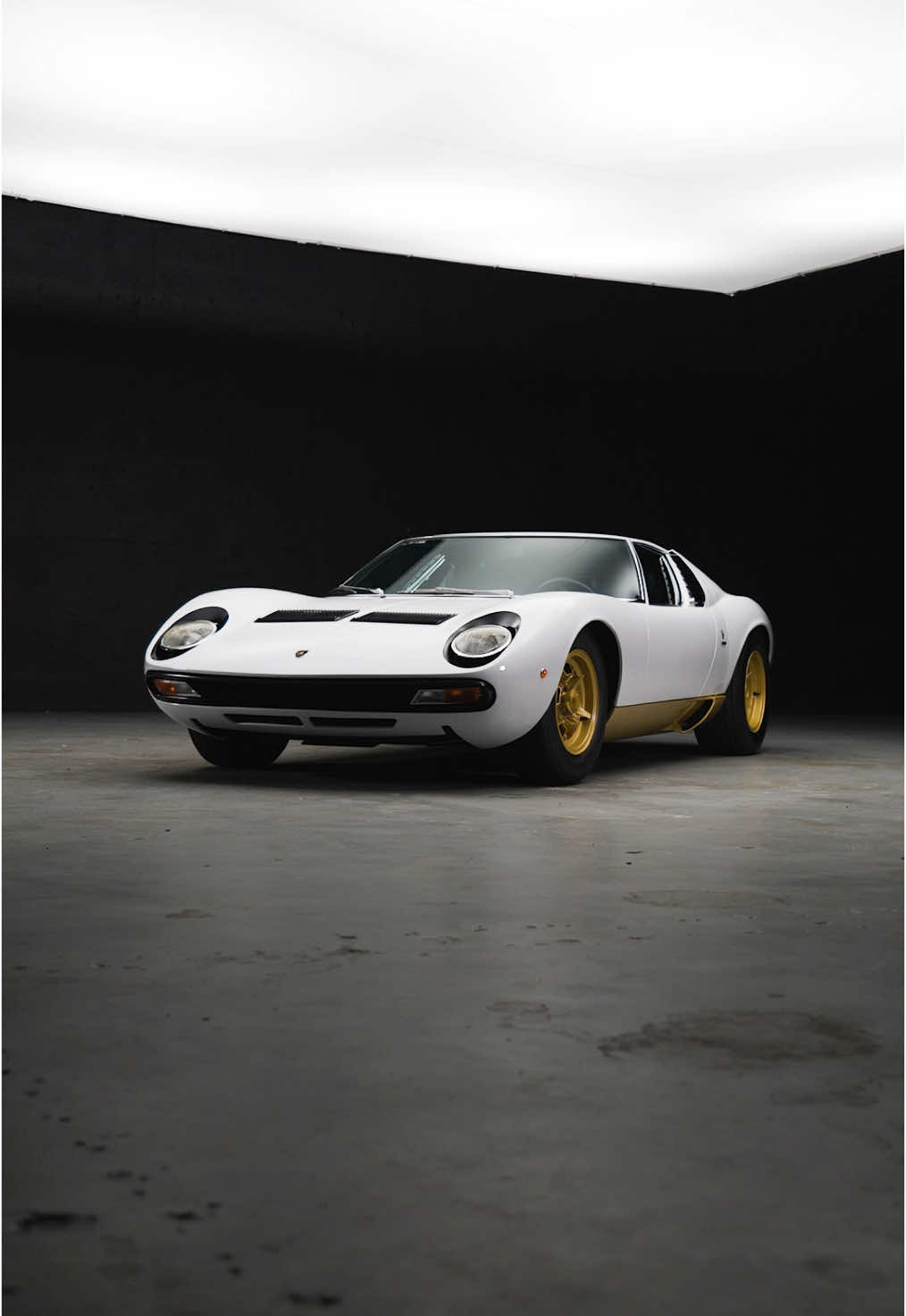 Lamborghini Miura SV ASMR Startup #WeAreCurated  #lamborghini #miurasv #lamborghinimiura #supercars #cars #vintagecars #asmr 