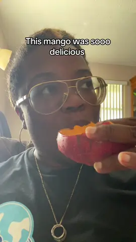 The Ultimate Mango ASMR Experience #asmr #mango #Foodie #foryou #mangolovers #creatorsearchinsights 