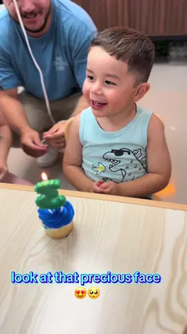 I love being your mama 🩵💙 #oldestchild#boymom#everyonesfyp#3rdbirthday#toddlerboy#momsupportingmoms#fyp#trending#momsoftiktokclub# 