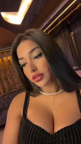 Cümleye ‘Senin için…’ diye başlamıştır .. #keşfet 