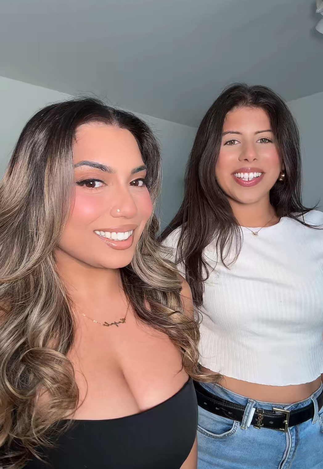 makeup by @monicasolankibridal, i am in love!!!  #makeup #makeupartist #bridalmakeupartist #makeuptrial #transformation 