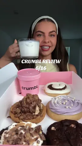 WHAT A GOOD LINEUP 🍪👏🏼 WHICH COOKIE IS YOUR FAVORITE THIS WEEK??    #crumbl #foodreview #crumblcookies #milkandcookies #viralfood #Foodie #fyp #foodasmr #satisfyingsounds #cookies 