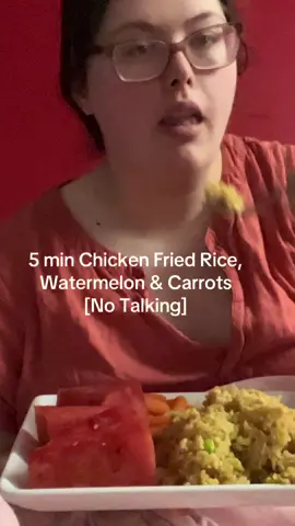 This is a chicken fried rice mukbang with watermelon and carrots. No talking involved. This is a very long mukbang of five minutes however if you want the unedited version I have it on my youtube.  This was a very large meal! I made chicken fried rice but added a whole bag of cauliflower rice to the batch to bulk it up and keep me full.  I feel embarrassed about posting this because it makes me look like a big back but the macros and calories in this meal were really only 650-750 calories, with 29g of protein, 123g of carbs ( 12.5g fiber), and 12.7g of fat. #mukbang #cleanmukbang #mukbangfood #asmrfood 