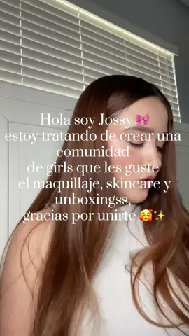 In my content creator era ✨💅🏻 #girlssupportgirls #contentcreator #makeup #authenticity #realcontent #unboxing #mymusthaves 