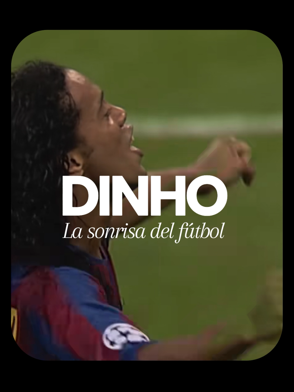 La sonrisa del fútbol 🇧🇷♥️💙 #futbol⚽️ #viralvideos #footballtiktok #fyp #fcbarcelona #fcb #ronaldinho #ronaldinhogaucho 