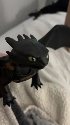 STOP I CANT 😭 #toothless #fyp #nightfury #meme