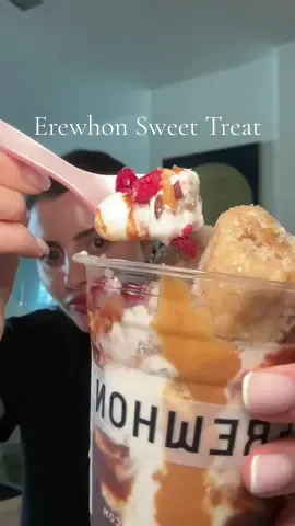 Afternoon delight 🍦 #fyp #foryou #sweettreat #erewhon #frozenyogurt #Foodie 
