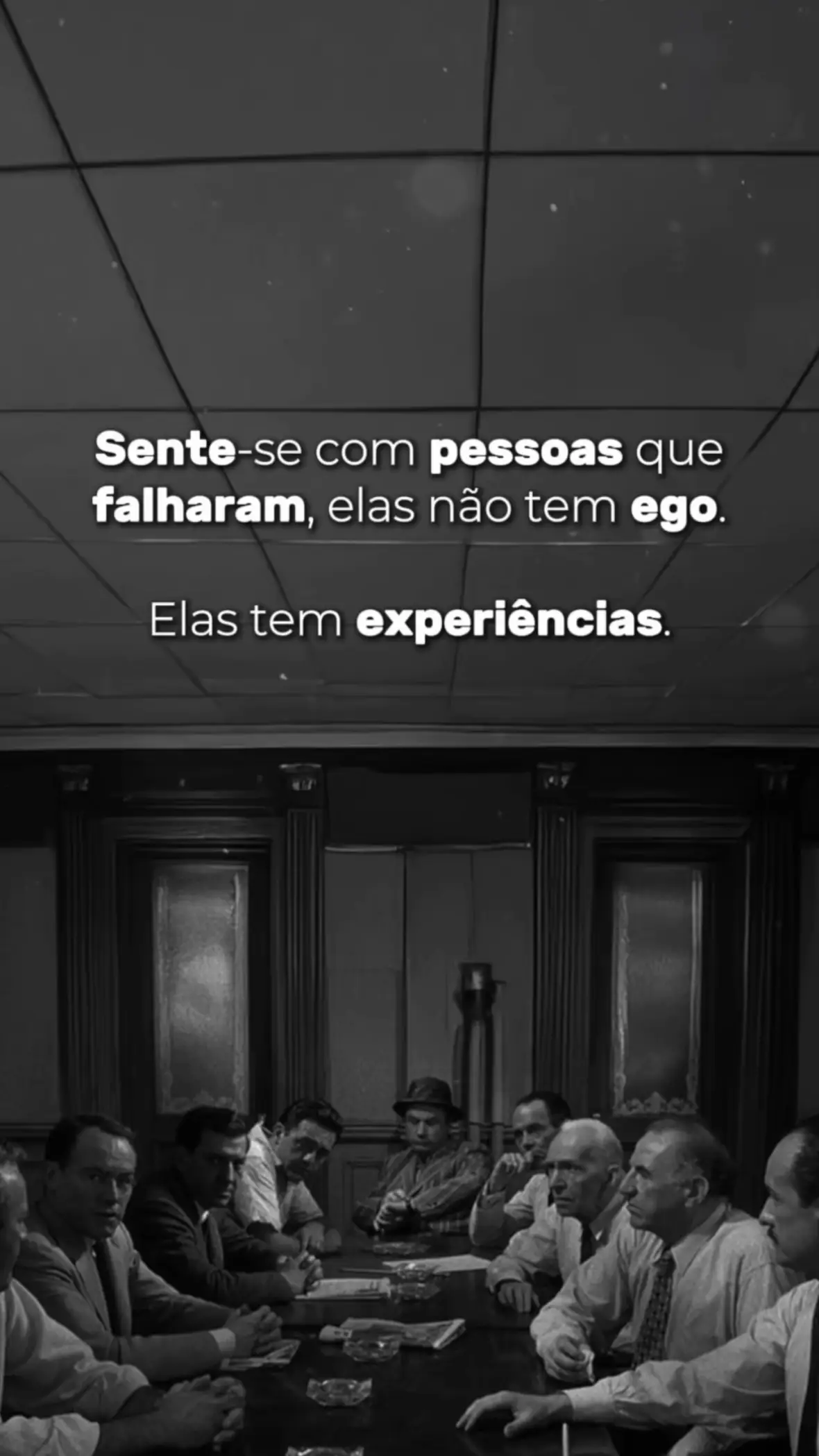 Quer aprender de verdade? Senta com quem já quebrou a cara. Gente que falhou não tá preocupada em parecer perfeita, não tem esse negócio de ficar alimentando ego. Eles falam o que ninguém quer ouvir, mostram os buracos no caminho, os erros que doem, mas que ensinam.