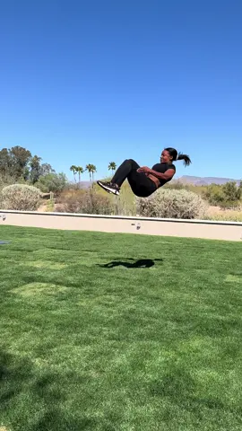 TikTok chose this sound and I’m not mad at it #cheerleading #calisthenics #fyp #tumbling 