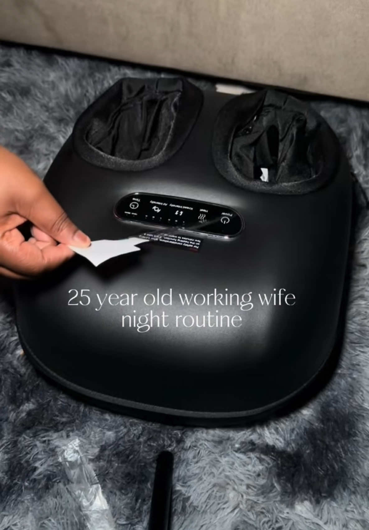25 year old working wife night routine #fyp #nightroutine #workingwife #afterworkroutine #renphofootmassager 