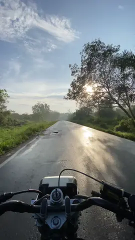 menikmati INDAH pagi bersama rx-king😇#rxking135cc #fyppppppppppppppppppppppp #yrki_indonesia #rxkingindonesia🇲🇨🙏 #lampungpride🔥 #rxkingindonesia #anakrantau 