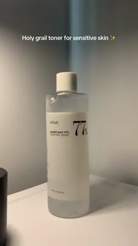 Tired of skin irritation? 😩 This Anua Heartleaf 77% Toner is a miracle worker! Bye-bye redness, hello healthy skin! 👇 #SensitiveSkinCare #anua #soothingtoner #SkincareMustHave #KoreanSkincare #GlassSkinGoals #TikTokMadeMeBuyIt#fyp #skincare 