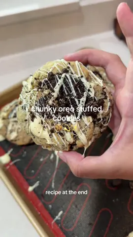 chunky Oreo stuffed cookies to soothe the soul 🍪✨ #oreocookies #cookietok #whitechocolate #cookie #Recipe #bakingrecipe #baketok #oreos 