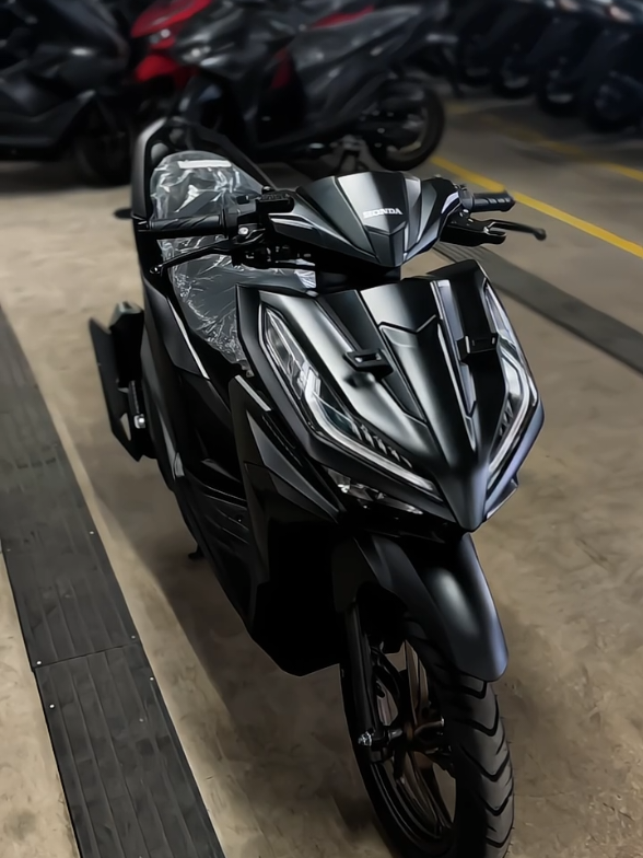 Vario 125 ISS Matte Black idaman Mimin nih 🔥 yakin ngga naksir🤭 Info pemesanan hub WA : 081541379404 #vario  #vario125  #vario125new  #xyzbca  #SPSMotorJawaTengah  #SPSMotor2025  #TikTokSPSMotor  #DealerMotorHonda  #SPSMotorAjibarang  #SPSMotorBanyumas  #SPSMotorPrambanan  #socialmediaexcellence2025  @HONDA PURWOKERTO @AHASS SPS AJIBARANG @AHASS16175🔧 