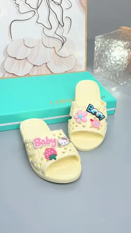 Dép tổ ong cho bé #achakids #deptoongstickers 