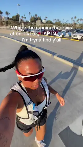 The running community really do be top tier 🥹 #runner #runnergirl #runners #runnerthings #runnerslife #runnerstiktok #runners #runnersofitiktok #runnin #Running #runningtips #runningmotivation #runningupthathill #run #Running #runtok #runwithme #runningcommunity #runcommunity #runnerscommunity #halfmarathon #halfmarathontraining #marathontraining #marathonrunner #marathon #fitnessfreak #fitnessgirl #fitnesstok #workoutroutine #workoutplan #moveyourbody 