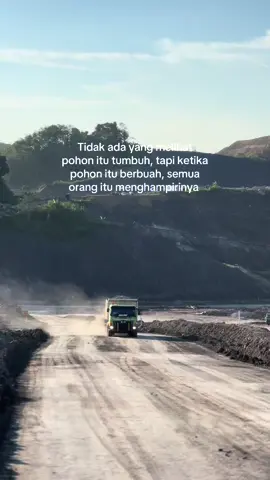 #fyp #storyanaktambang #tambangbatubarakalimantan 
